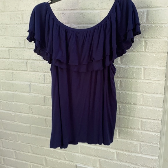 JohnPaulRichard Ladies Top - Picture 2 of 9